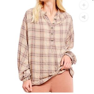 Free People - North Bound Pullover in Beige Plaid